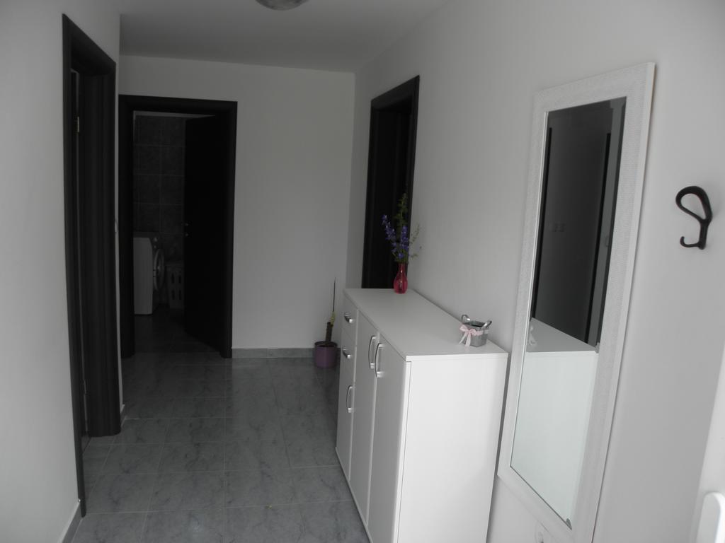 בטינה Apartment Jartic חדר תמונה