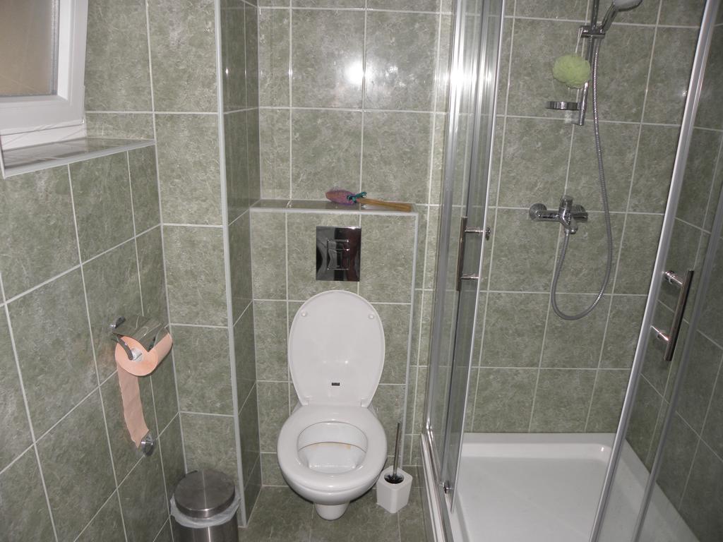 בטינה Apartment Jartic חדר תמונה