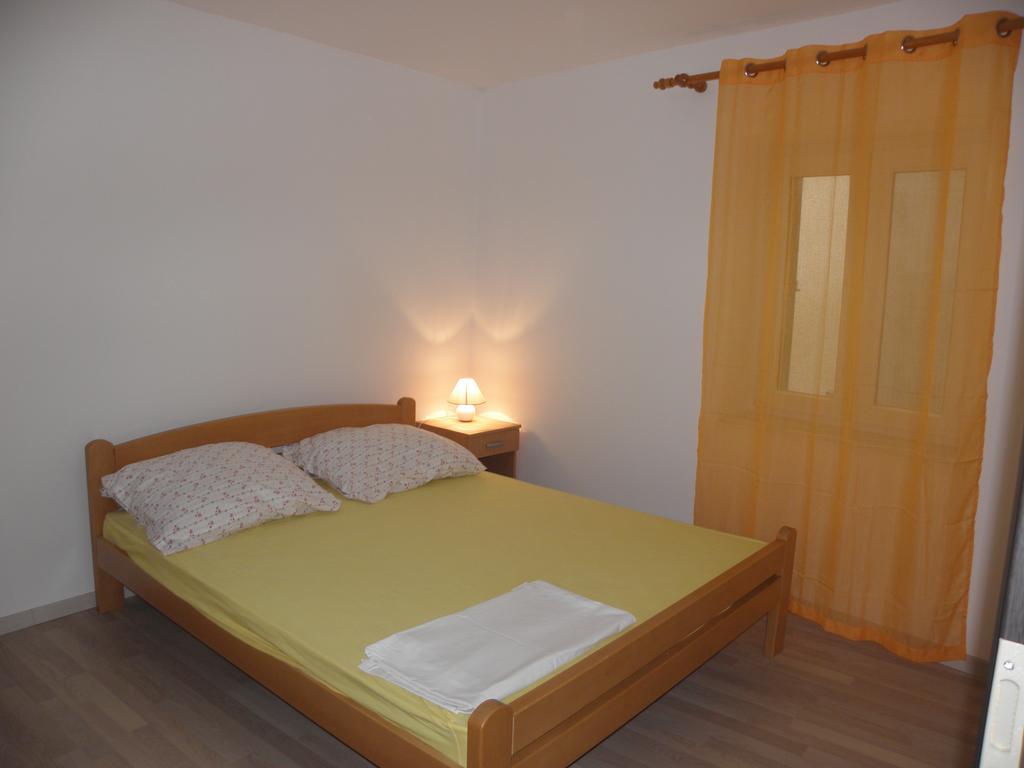 בטינה Apartment Jartic מראה חיצוני תמונה