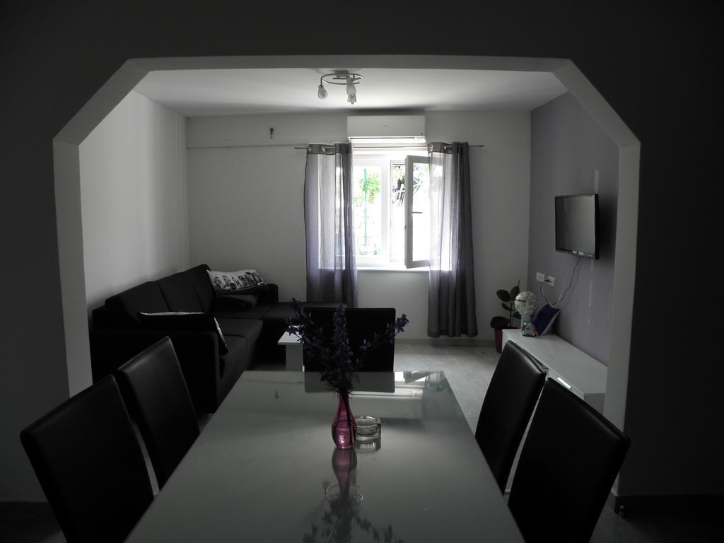 בטינה Apartment Jartic מראה חיצוני תמונה